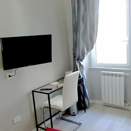 Ripetta Harbor 5*