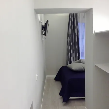 Ripetta Harbor 5*